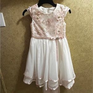 Girls Size 6 Dress